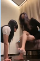 黑猫骚货舔脚成瘾，舌尖挑逗让你欲火焚身